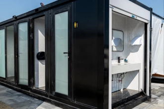 Installations sanitaires modernes et bien entretenues, ouvertes 24h/24 et nettoyées plusieurs fois par jour.